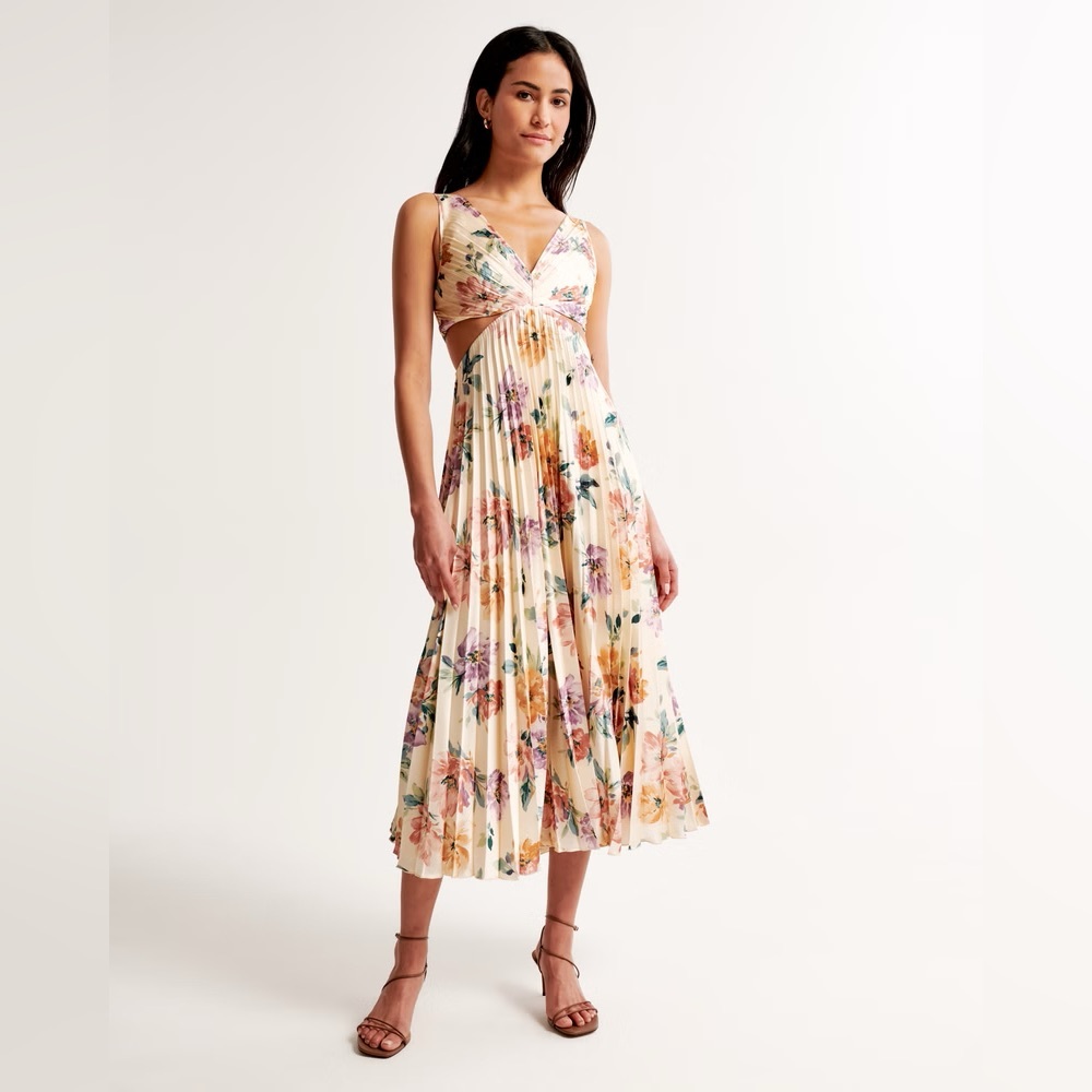 Abercrombie & Fitch Floral Pleated Dress